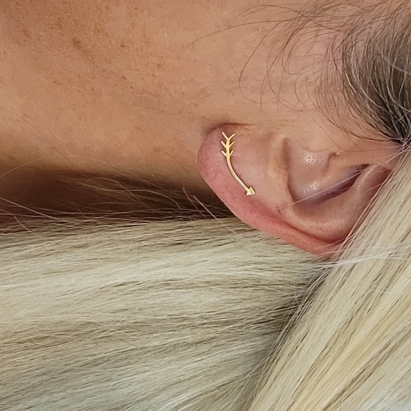 Jewelry - Curved Arrow Ear Climbers